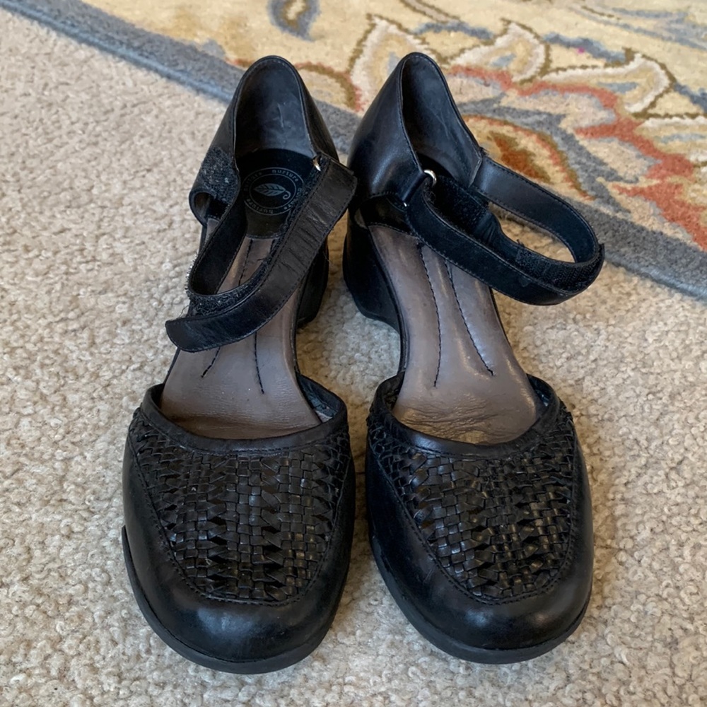 Nurture,Black leather wedge size 9